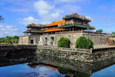Khám phá Tour du lịch Huế -  Khúc nhạc Cố Đô Dưới Sương Mù Và Ánh Hoàng Hôn